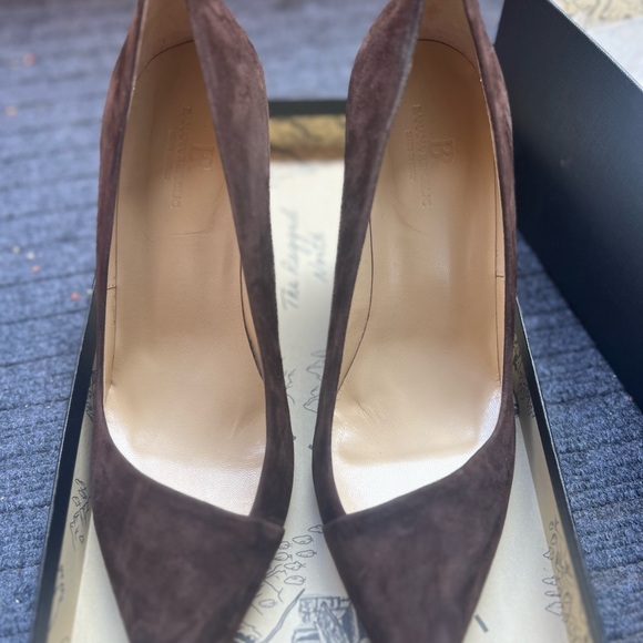 Banana Republic Suede stiletto/pumps -Chestnut -8.5-No box - Picture 3 of 11
